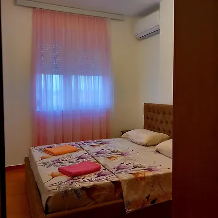 Eden Apartment